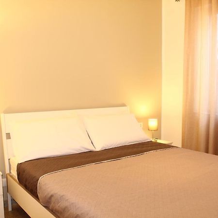 Cosmo Apartment Palermo Exteriör bild